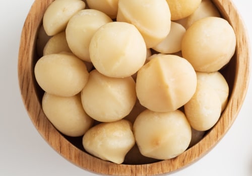 How many macadamia nuts should you eat a day?